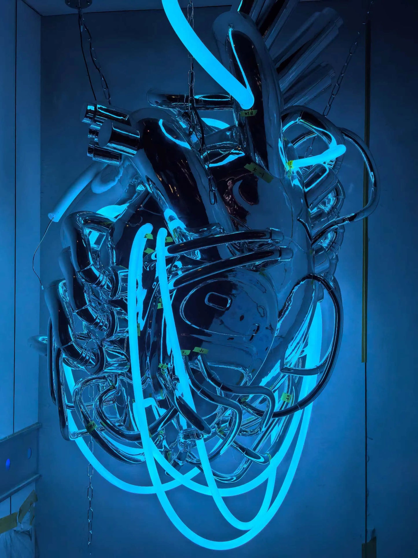 Technology inspired mechanical heart sculpture